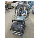 MAGNUM ROBOTIC POOL VACUUM