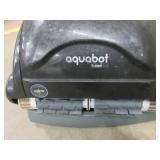 MAGNUM JUNIOR AQUABOT IN NEED OF REAPAIR WITH MISC ACCESSORES