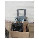 MAGNUM JUNIOR AQUABOT IN NEED OF REAPAIR WITH MISC ACCESSORES