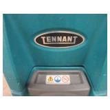 TENNANT T300 AUTO SCRUBBER FOR PARTS OR EASY REPAIR