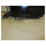 FRIGIDAIRE REFRIGERATOR FREEZER WITH ICE AND WATER