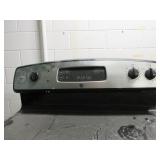 GE ELECTRIC STOVE / OVEN