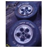 Pair of Keystone Classic Wheels 15x7 Super Jet Sport tires