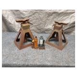Set of Heavy-Duty Jack Stands and Hydraulic Bottle Jacks