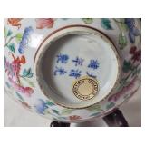 Qing Dynasty Wan Bowl Adorned with Dragons with Two Bat Detailed Dishes