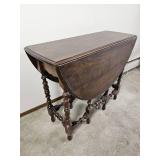 Antique Victorian Gate Leg Drop Leaf Table