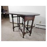 Antique Victorian Gate Leg Drop Leaf Table