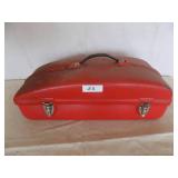 Homelite chainsaw with case Model: XL2 automatic, pulls over