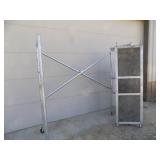 Scaffolding & Braces, Yellow, 60x76, w/ 4x 7’ brace pipes