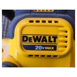 DeWalt 20V Max 22-inch Cordless Hedge Trimmer