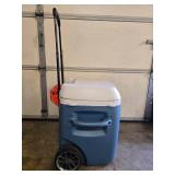 Large Igloo Rolling Cooler with Handle