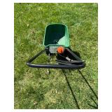 Scotts Basic Lawn Spreader with Adjustable Settings