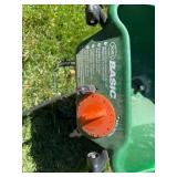 Scotts Basic Lawn Spreader with Adjustable Settings