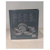 NEW OVER & BACK 16 - PIECE DINNERWARE SET