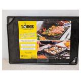 LODGE CAST IRON DOUBLE SIDED GRILL/GRIDDLE