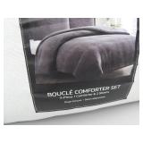 King- 3 Piece Comforter set