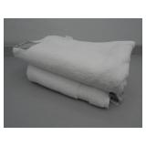 2 Bath Towels