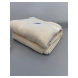 Set of 2 Cream Bath Towels