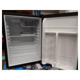 Magic Chef 2.6 cu. ft. Mini Fridge in Black, ENERGY STAR