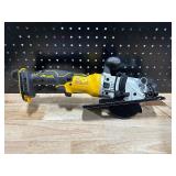 DeWalt 20V Brushless 4 1/2" Circular Saw NEW