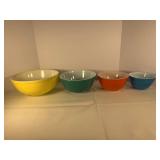 Pyrex primary color mixing bowls
