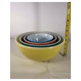 Pyrex primary color mixing bowls