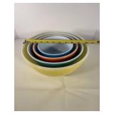 Pyrex primary color mixing bowls