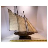 Model of Old Schooner 23"