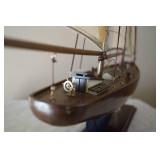 Model of Old Schooner 23"