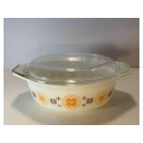 Pyrex Town & Country casserole with lid