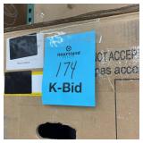 Vanity Art Bordeaux 59 in. x 29.5 in. Soaking Bathtub with Center Drain in White/Polished Chrome