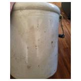 5 Gallon, Small Wing Red Wing Crock. (no chips or cracks)