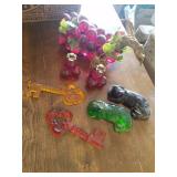 Vintage Acrylic Grapes with Candleholders, 2 Cats and 2 Keys
