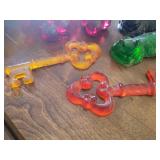 Vintage Acrylic Grapes with Candleholders, 2 Cats and 2 Keys