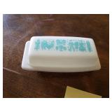Pyrex Amish Butterprint Butterdish