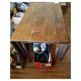 Drop Leaf Table 24" x 42". With the Sides up 84" x 42"