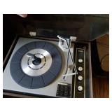 RCA Turntable with Speakers. As seen