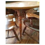42" Round Table with 2-15" Leafs and 3- Chairs