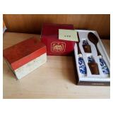 2- Recipe Boxes and Blue Willow Serving Set