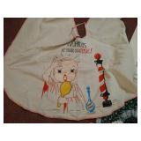 Box of Vintage Cloth Items - Towels, Doilies, Etc