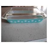 Vintage Pyrex Casserole Dish With Lid