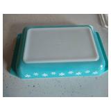 Vintage Pyrex Casserole Dish With Lid