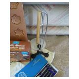 Kitchen Item Lot - Mostly Vintage