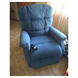 Working Golden Technologies Lift Chair