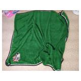 Nice Fighting Sioux Throw Blanket