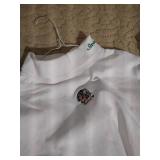 Sioux Turtleneck & UND Scarf