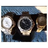 Flat of watches - 1 with 17 jewels