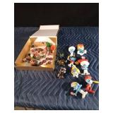 Small Smurfs and miniature characters and more