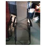 2 Gravity chairs