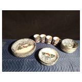 Christmas set of dishes for 4